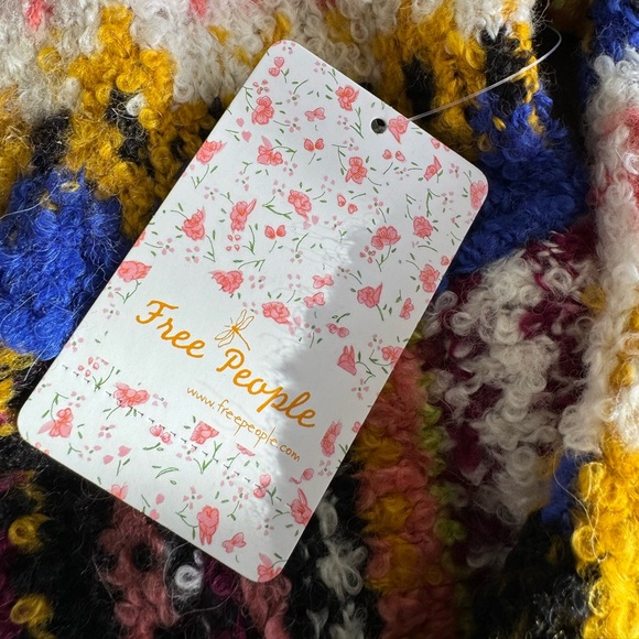 Free People Women’s colorful pullover sweater NWT (Medium) - Picture 3 of 6